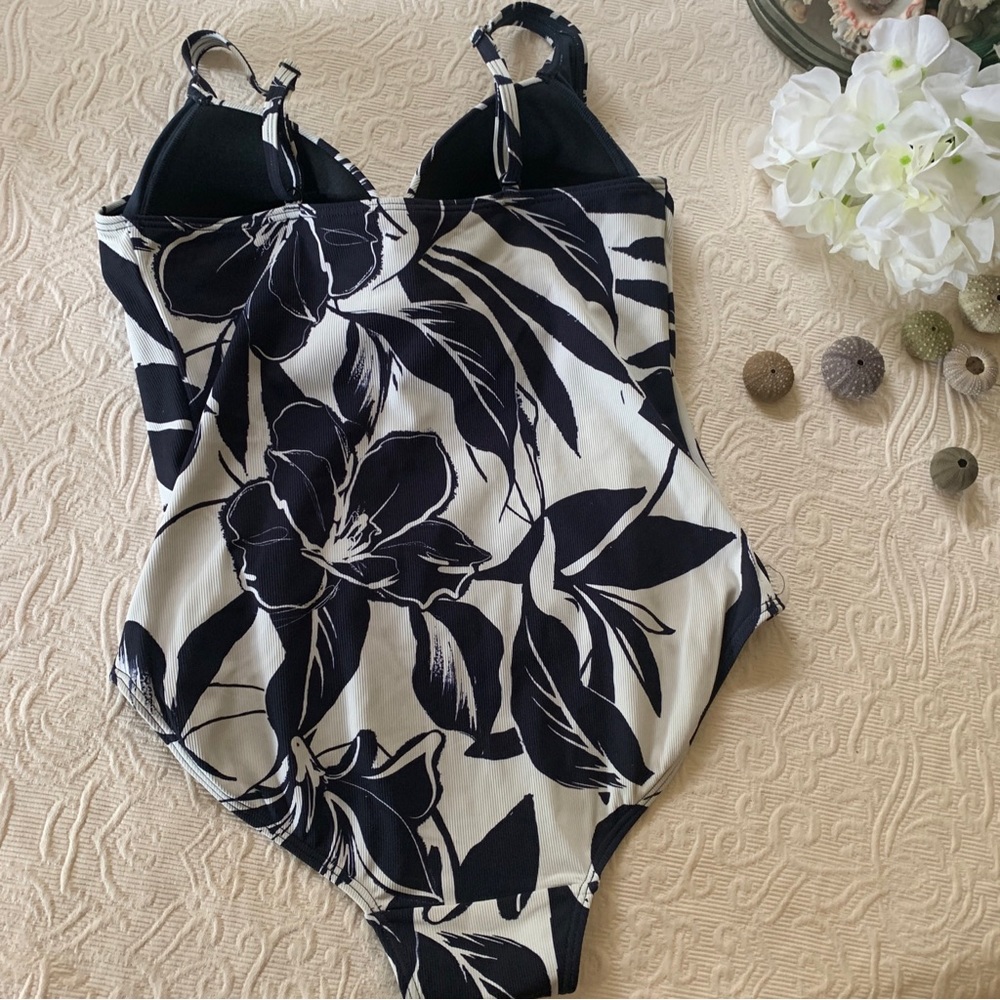 One Piece Swimsuit Swimwear Women Size 12 Black Floral Bathers Unbranded NWOT - Picture 7 of 9